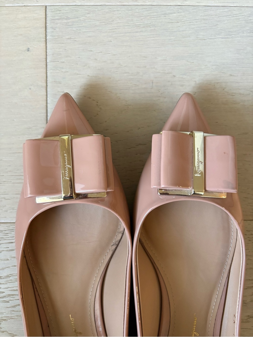 Salvatore Ferragamo Women's Pink Patent Leather Pointed-Toe Flats - Picture 5 of 9